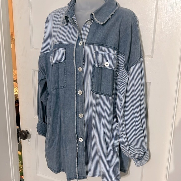 white birch Jackets & Blazers - White Birch Denim and Striped Shacket Size Medium